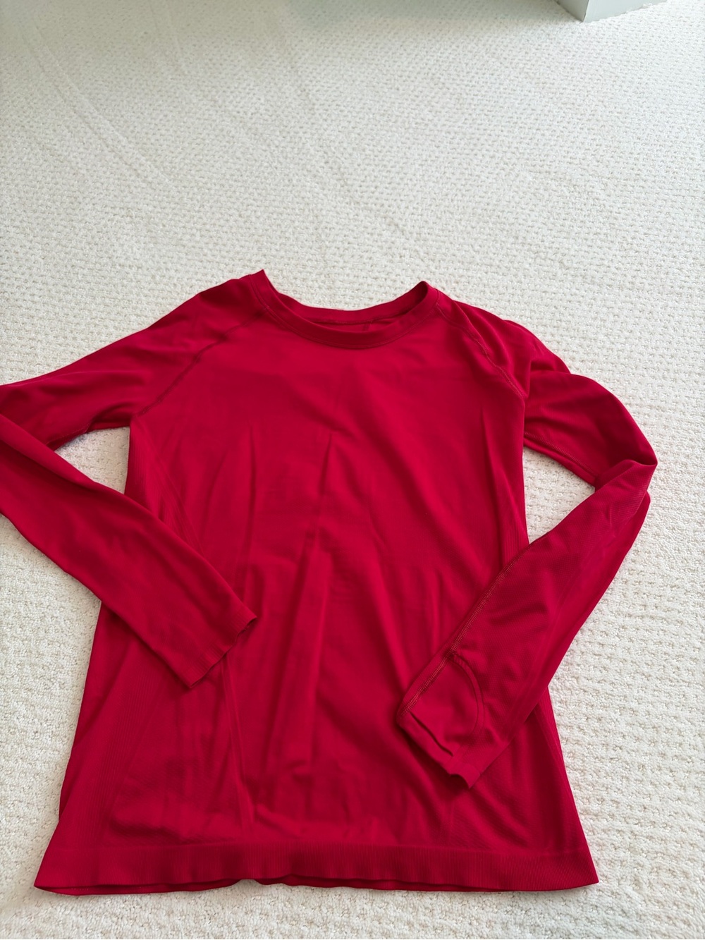 ATHLETA Women’s Long-Sleeve Red Performance Top Momentum size Medium